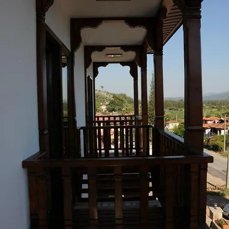 Kaya 4* アクヤカ