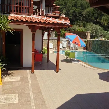 Kaya Hotel 4*