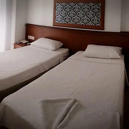 Hotel Kaya 4*